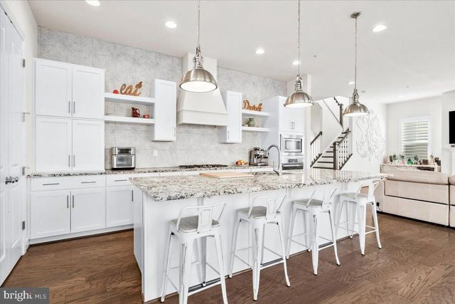 6828 W SHAVANO RD, New Market, MD 21774