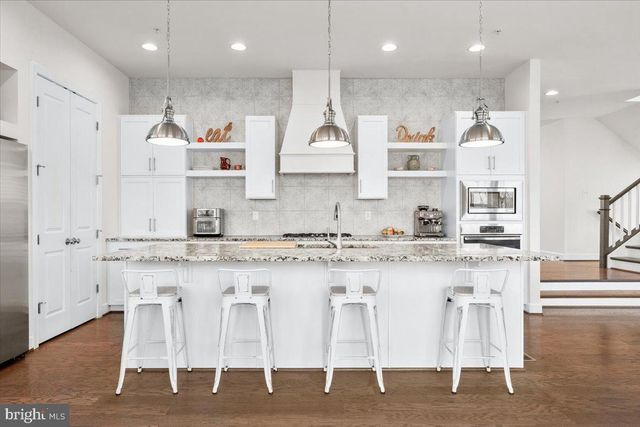 6828 W SHAVANO RD, New Market, MD 21774