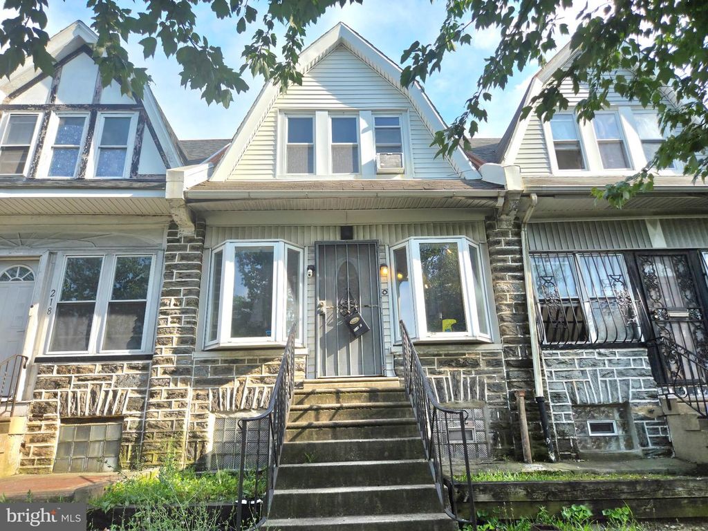 216 E ROOSEVELT BLVD, Philadelphia, PA 19120