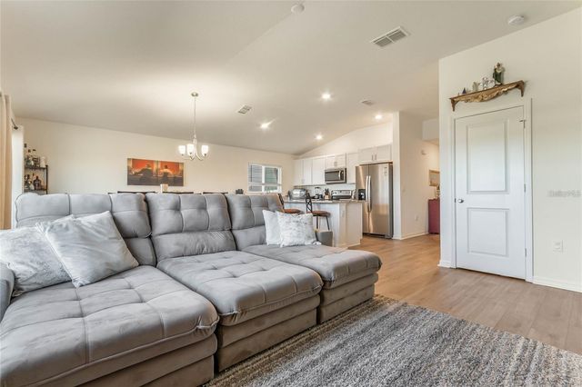 495 OVERPOOL AVENUE, Davenport, FL 33896