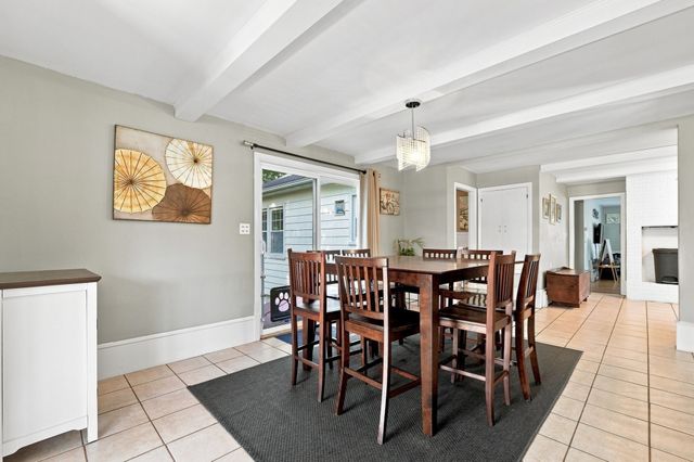 2 Lisa Ave, Acushnet, MA 02743