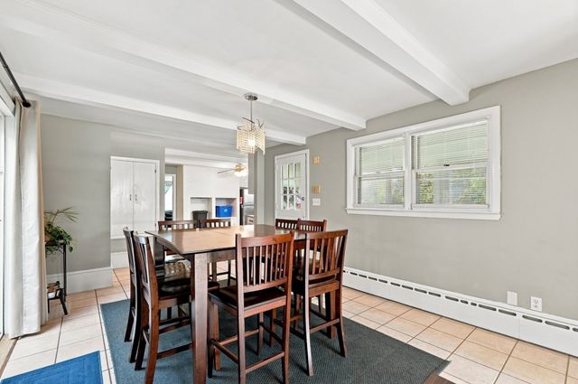 2 Lisa Ave, Acushnet, MA 02743