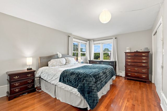 2 Lisa Ave, Acushnet, MA 02743