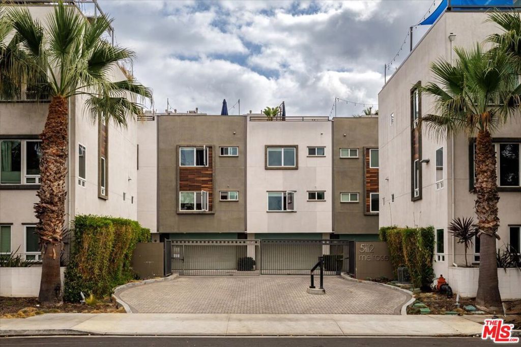 644 N Gramercy Place, Los Angeles, CA 90004