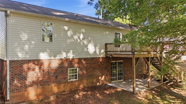 230 James Street, Lexington, NC 27295