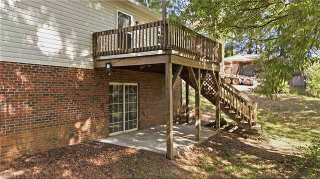 230 James Street, Lexington, NC 27295