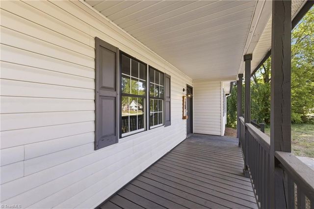 230 James Street, Lexington, NC 27295