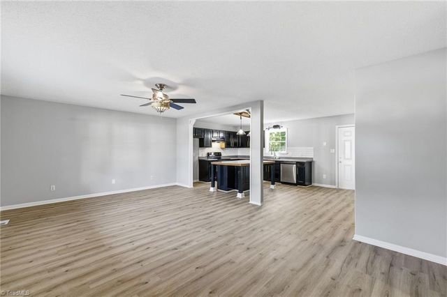 230 James Street, Lexington, NC 27295