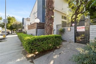 12380 Chandler D, Valley Village, CA 91607