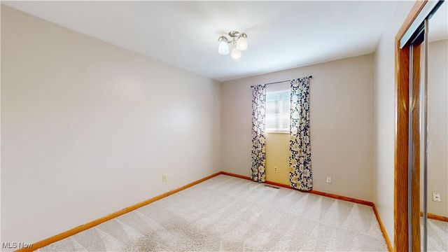 906 19th Street, Vienna, WV 26105