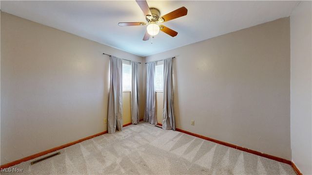 906 19th Street, Vienna, WV 26105