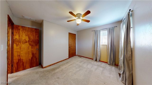 906 19th Street, Vienna, WV 26105