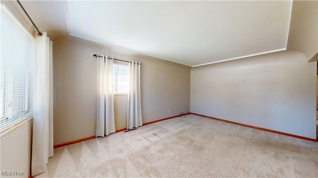 906 19th Street, Vienna, WV 26105