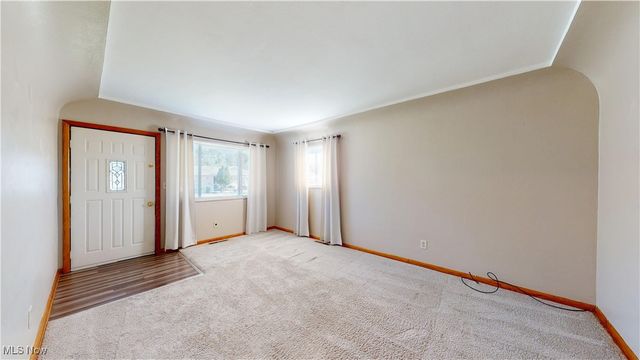 906 19th Street, Vienna, WV 26105