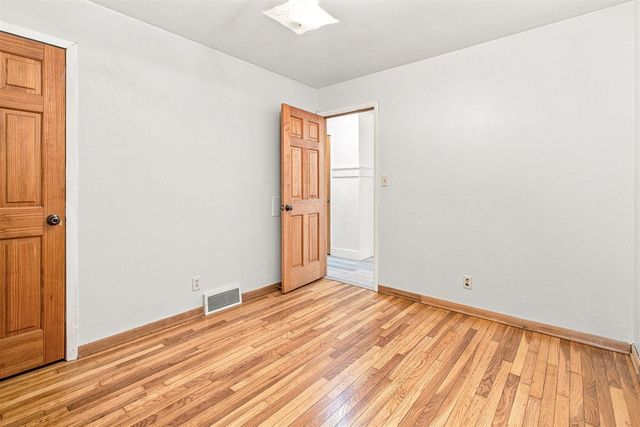 923 Bell Avenue, New Buffalo, MI 49117