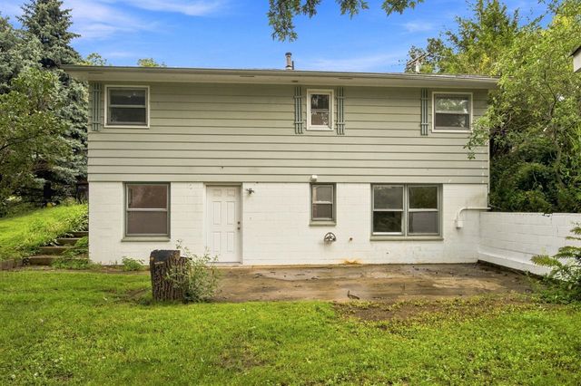 923 Bell Avenue, New Buffalo, MI 49117