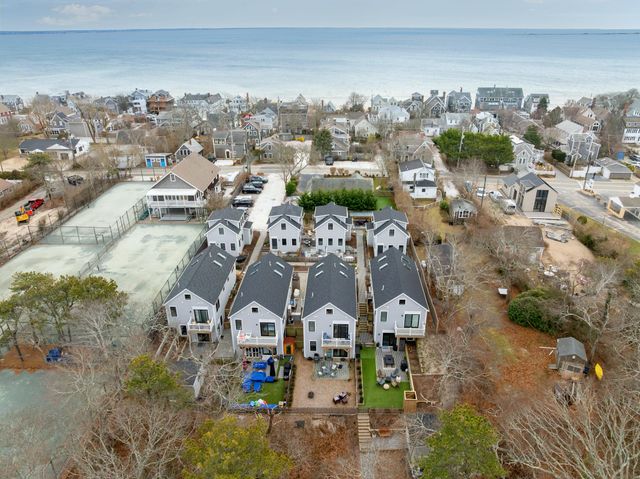 286A Bradford Street 5, Provincetown, MA 02657
