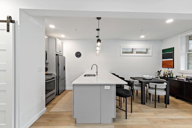 286A Bradford Street 5, Provincetown, MA 02657