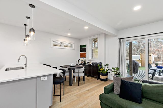 286A Bradford Street 5, Provincetown, MA 02657