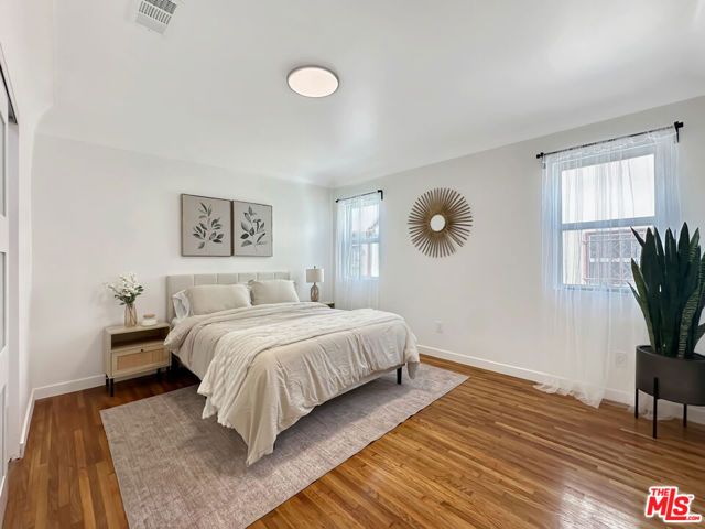 7032 2nd Avenue, Los Angeles, CA 90043