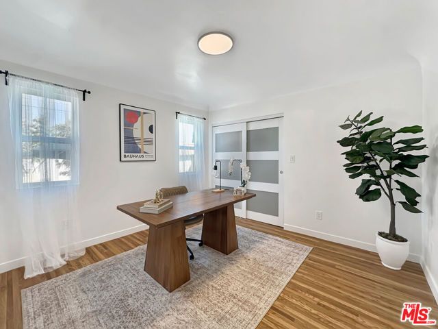 7032 2nd Avenue, Los Angeles, CA 90043