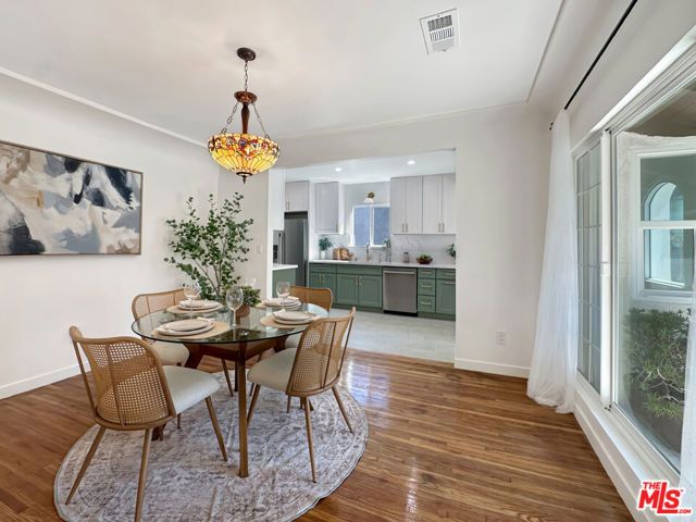7032 2nd Avenue, Los Angeles, CA 90043