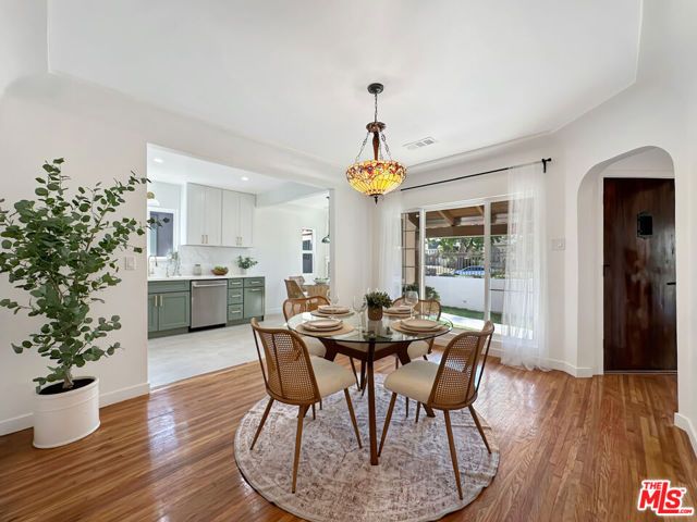 7032 2nd Avenue, Los Angeles, CA 90043