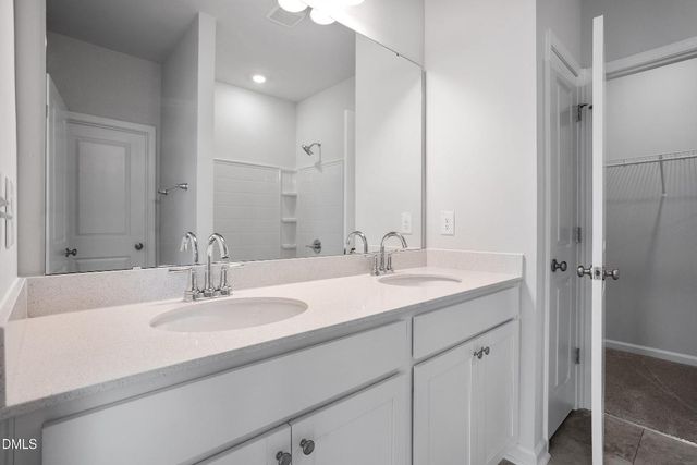 215 Central Townes Way 323, Raleigh, NC 27603