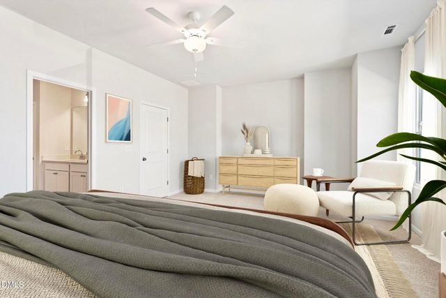 215 Central Townes Way 323, Raleigh, NC 27603