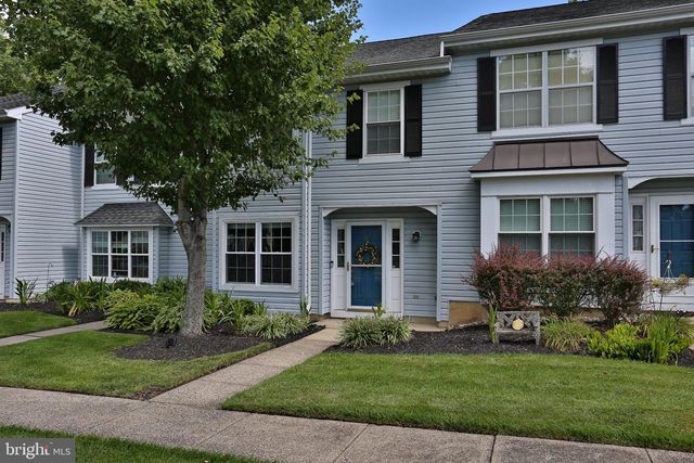 604 LINDSLEY CT, Burlington Township, NJ 08016