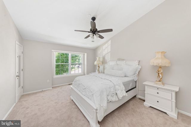 604 LINDSLEY CT, Burlington Township, NJ 08016