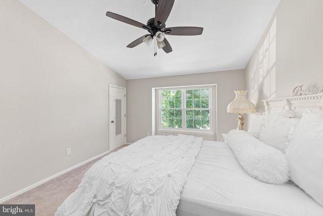 604 LINDSLEY CT, Burlington Township, NJ 08016