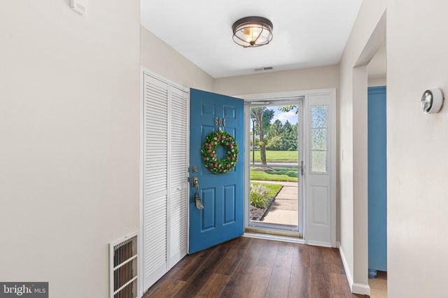 604 LINDSLEY CT, Burlington Township, NJ 08016