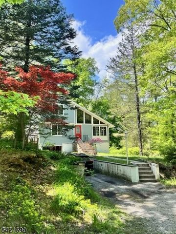 24 Forest Trl, Hardyston Twp., NJ 07419