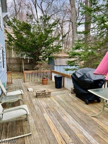 24 Forest Trl, Hardyston Twp., NJ 07419