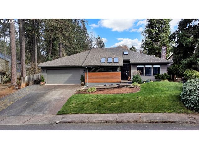 1626 CINNAMON HILL Dr Se, Salem, OR 97306