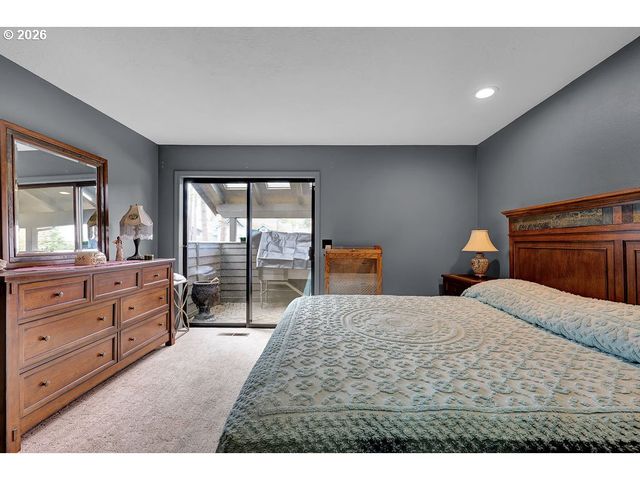 1626 CINNAMON HILL Dr Se, Salem, OR 97306