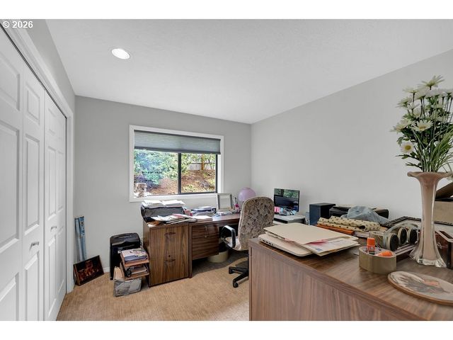1626 CINNAMON HILL Dr Se, Salem, OR 97306