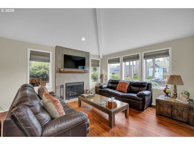 1626 CINNAMON HILL Dr Se, Salem, OR 97306