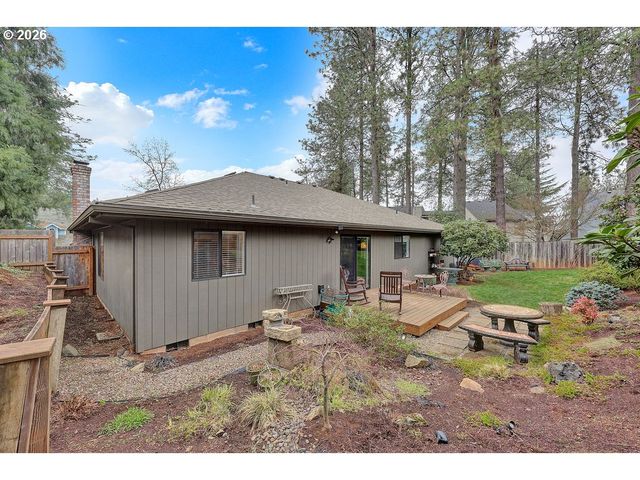 1626 CINNAMON HILL Dr Se, Salem, OR 97306