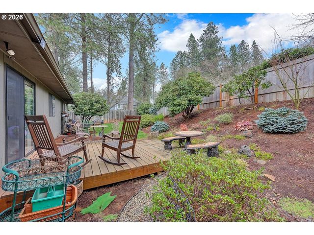 1626 CINNAMON HILL Dr Se, Salem, OR 97306
