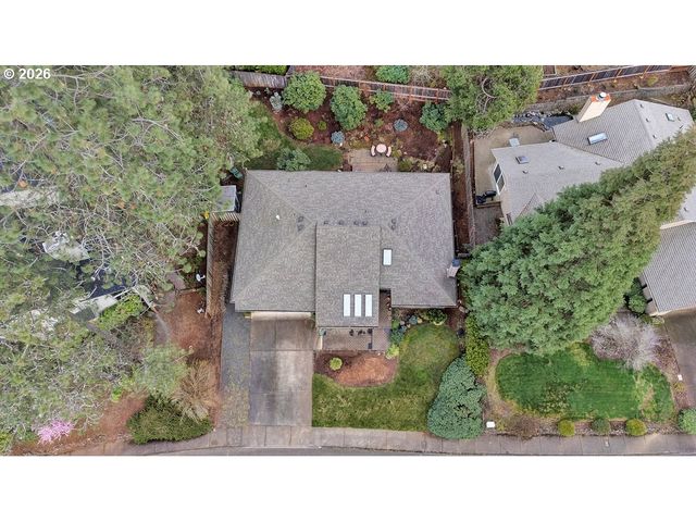 1626 CINNAMON HILL Dr Se, Salem, OR 97306