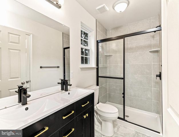805 BUFFALO CT, Deptford, NJ 08096
