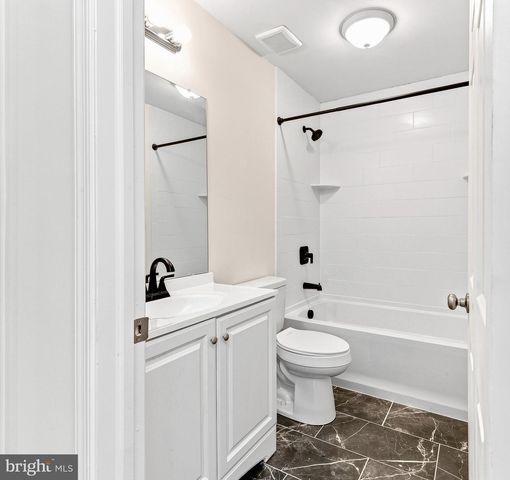 805 BUFFALO CT, Deptford, NJ 08096