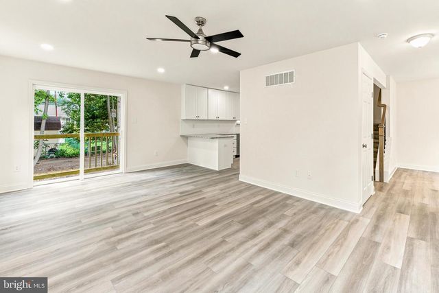 805 BUFFALO CT, Deptford, NJ 08096