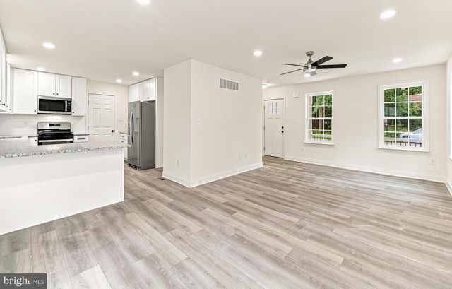 805 BUFFALO CT, Deptford, NJ 08096
