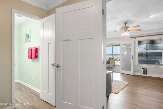 6656 RAMOTH Drive, Jacksonville, FL 32226