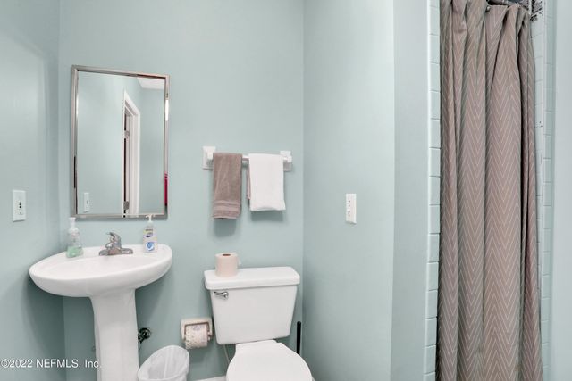 6656 RAMOTH Drive, Jacksonville, FL 32226