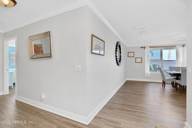 6656 RAMOTH Drive, Jacksonville, FL 32226