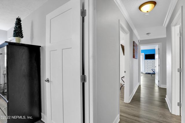 6656 RAMOTH Drive, Jacksonville, FL 32226